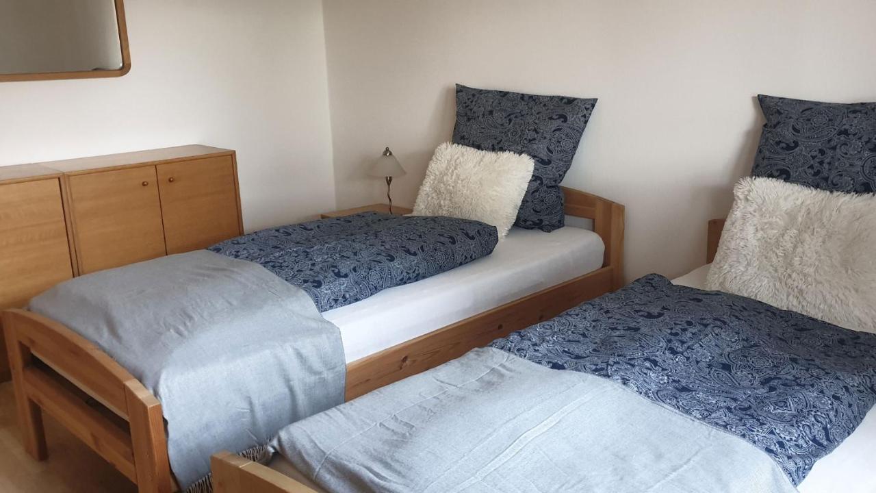 Ferienwohnung Mit Terrasse, Kostenloses Wlan, Parkplatz Bad Oeynhausen Buitenkant foto
